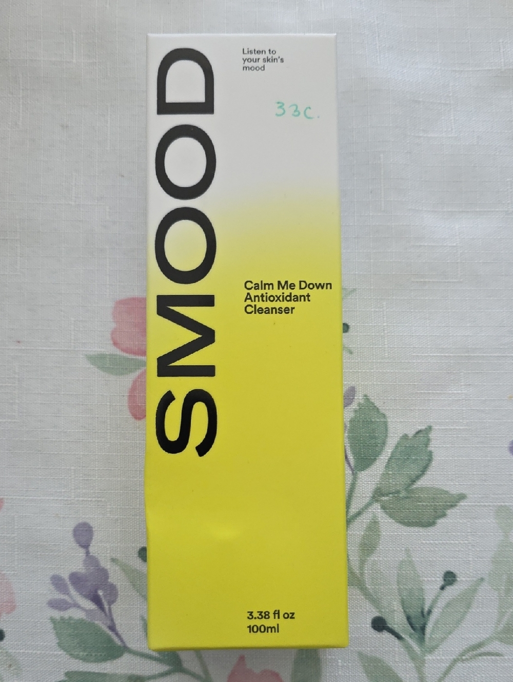 Calm Me Down Antioxidant Cleanser - Yellow
